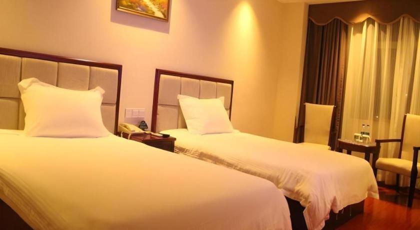 Greentree Inn Guangzhou Panyu Chimelong Happy World Business Hotel Exterior foto